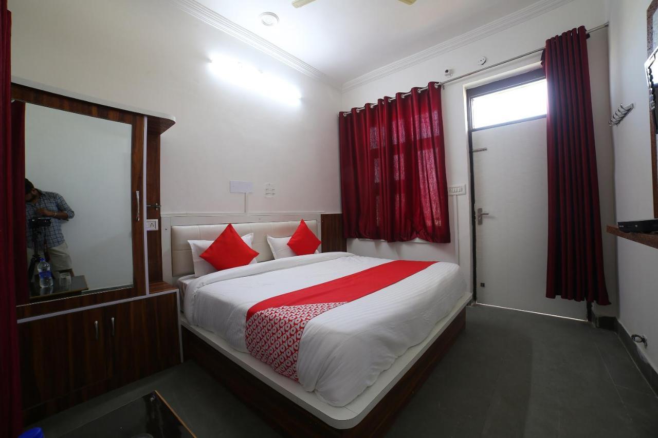 Oyo 37077 Hotel Rawat Ajmer Eksteriør bilde