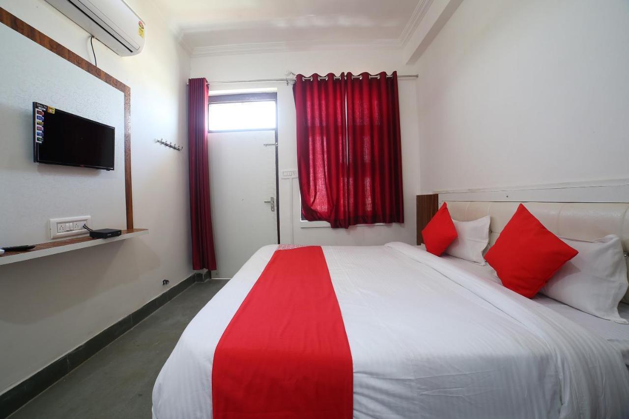 Oyo 37077 Hotel Rawat Ajmer Eksteriør bilde